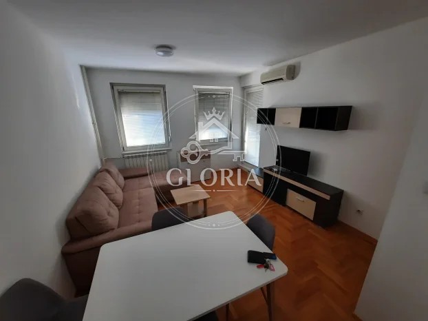 Двухкомнатная квартира, 50 м², Новый Белград