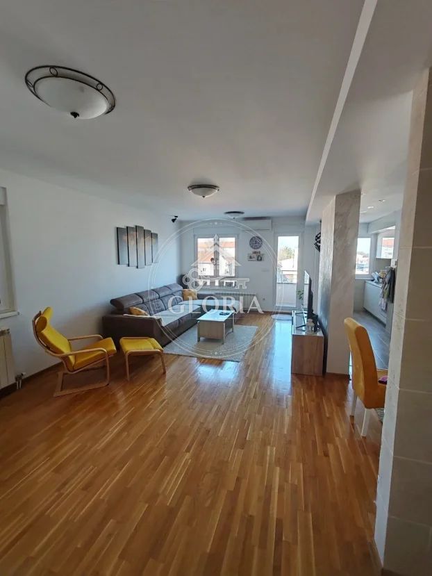 Трёхкомнатная квартира, 80 м², Борча, Палилула