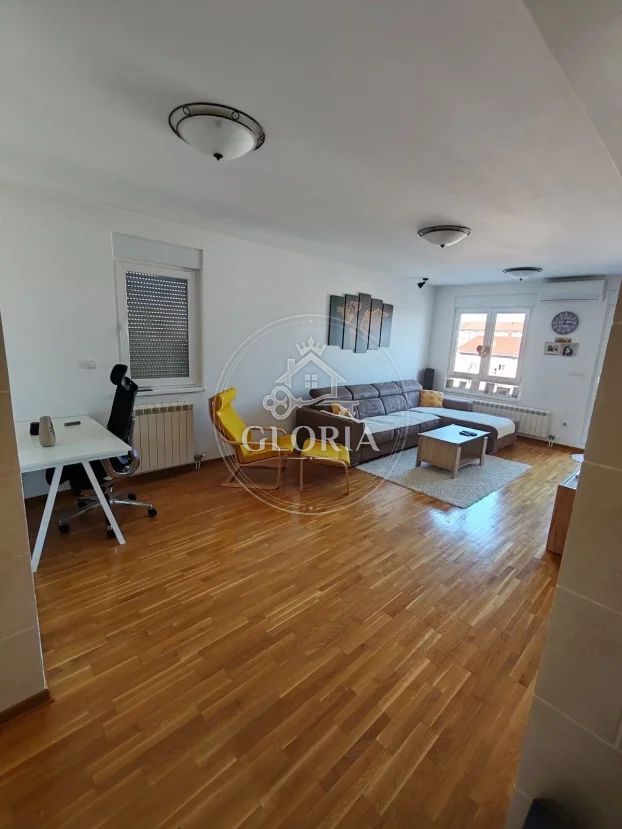 Трёхкомнатная квартира, 80 м², Борча, Палилула, фото 3