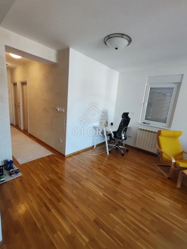 Трёхкомнатная квартира, 80 м², Борча, Палилула, фото 4