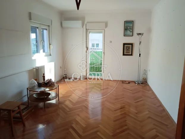 2,5-комнатная квартира, 56 м², Булевар краля Александра, Звездара, фото 2