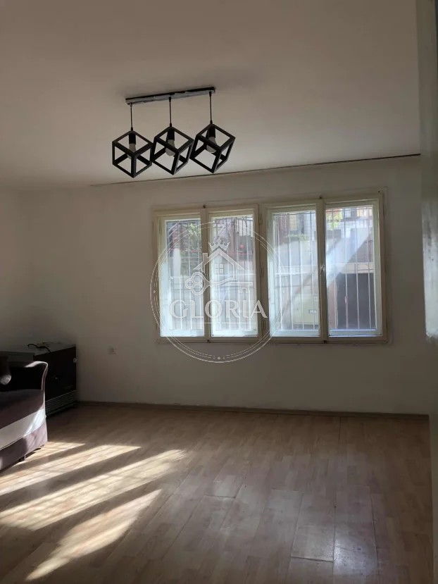 Двухкомнатная квартира, 56 м², Чукарица