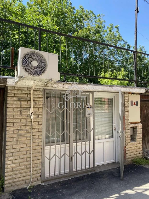 Студия, 16 м², Палилула