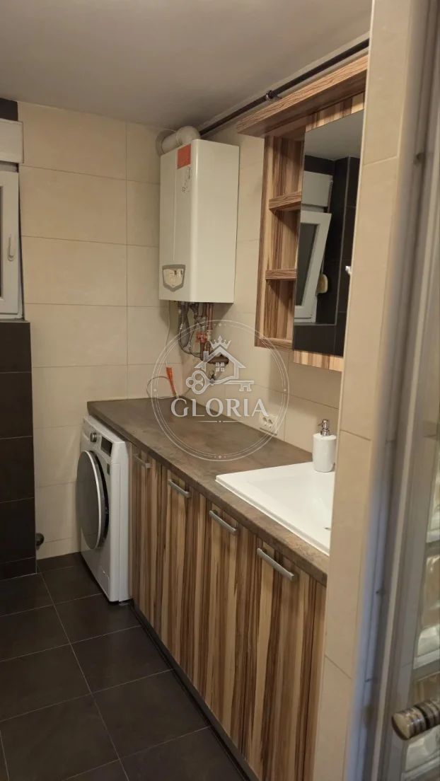 Трёхкомнатная квартира, 63 м², Земун, фото 12