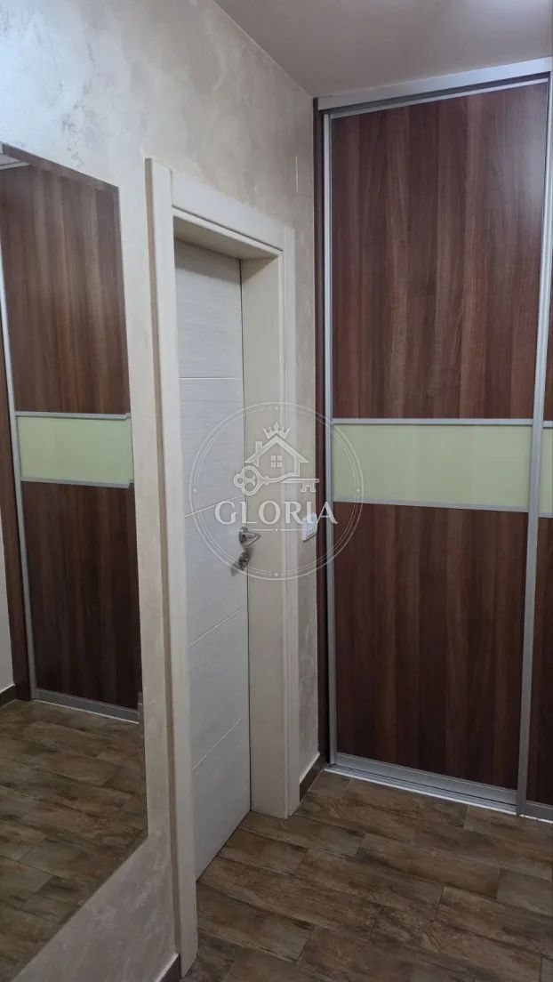 Трёхкомнатная квартира, 63 м², Земун, фото 14