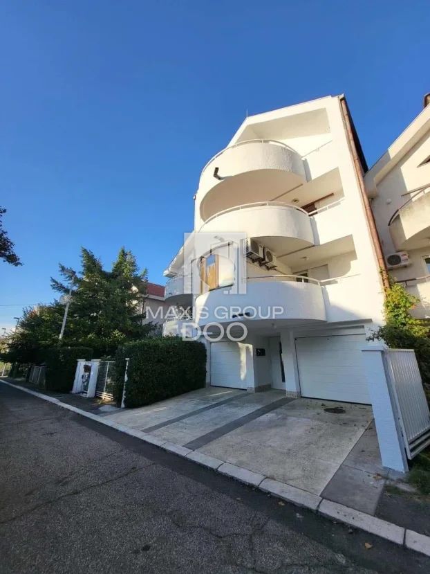3-room apartment, 100 m², Čukarica